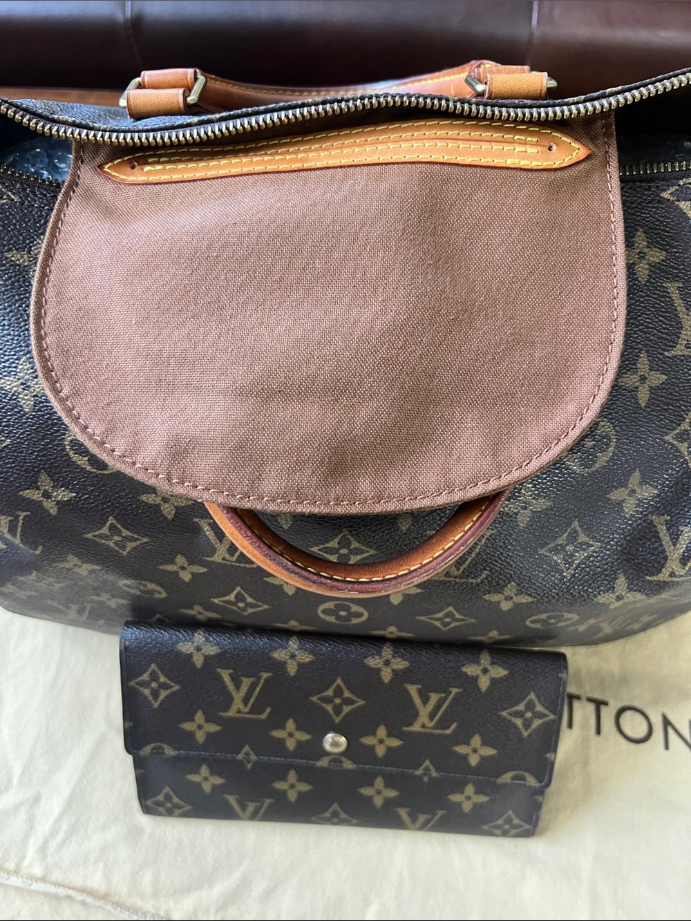 Louis Vuitton Monogram speedy 35 with wallet - Picture 16 of 16